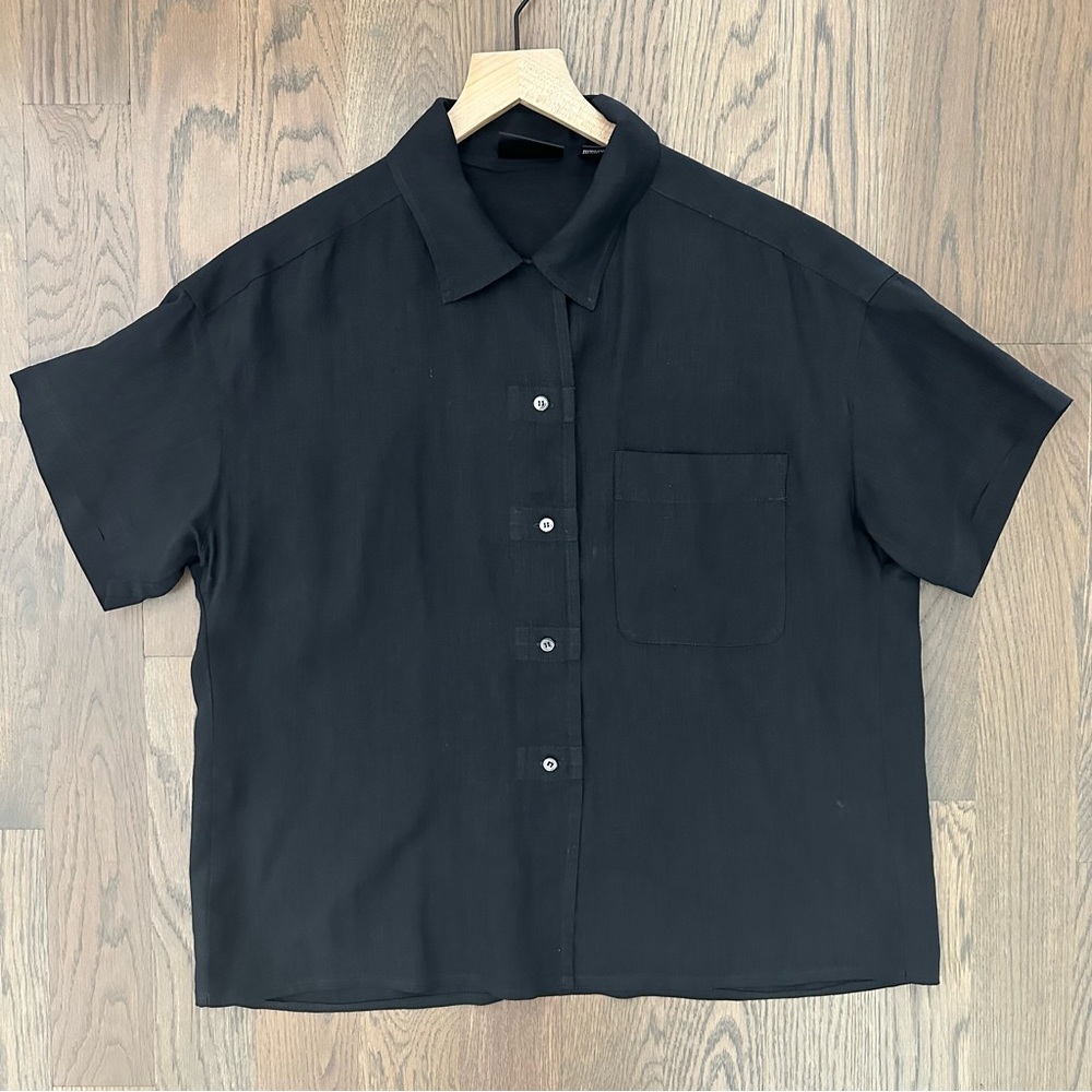 Vintage DKNY 100% Linen Short Sleeve Button Front Collared Blouse Black Size 4 S - Picture 2 of 7